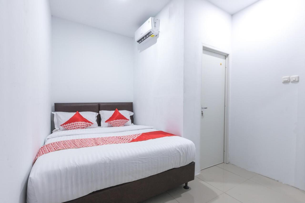 Oyo 907 Wisma Cakung Jakarta Exteriör bild