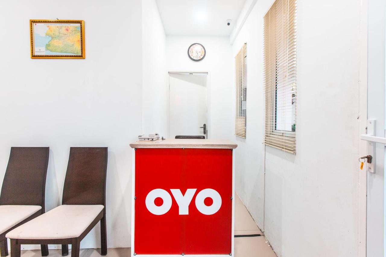 Oyo 907 Wisma Cakung Jakarta Exteriör bild